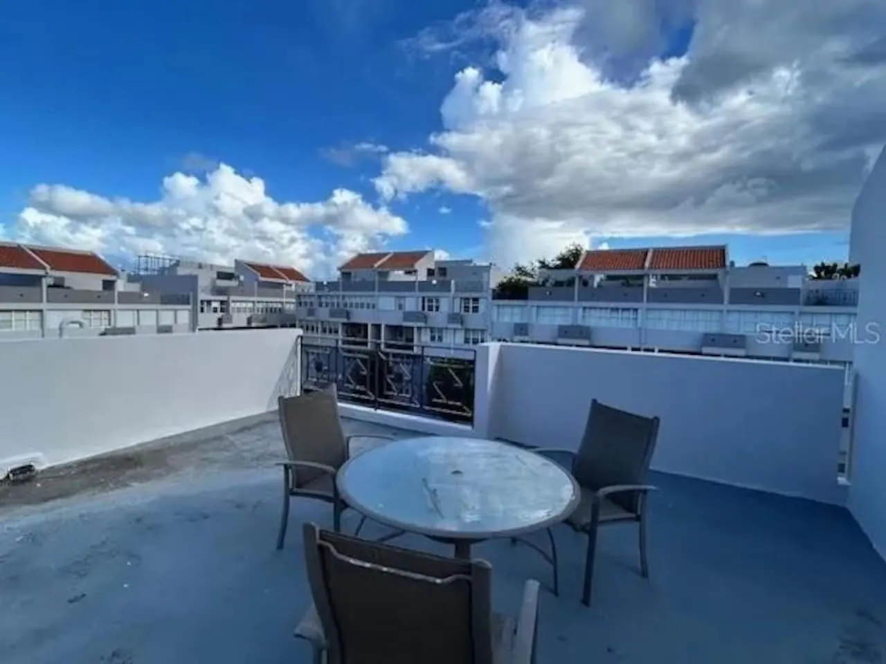 Apartment King Bed Suite With Private Bath In Shared Home San Juan
