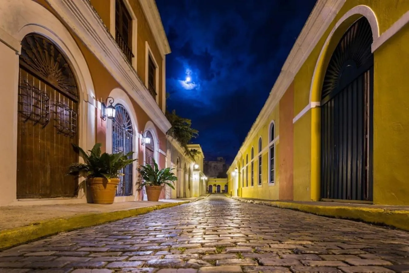 King Bed Suite With Private Bath In Shared Home San Juan 0*,  Puerto Rico